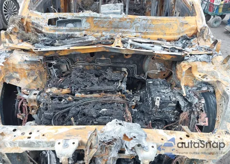 2021 Toyota Highlander Xle z USA, uszkodzony, nr VIN 5TDGZRBH1MS160984